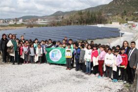 ALANYA BELEDİYESİ GÜNEŞ ENERJİSİ SANTRALİ  ÇEVRECİ ÖĞRENCİLERİ AĞIRLADI