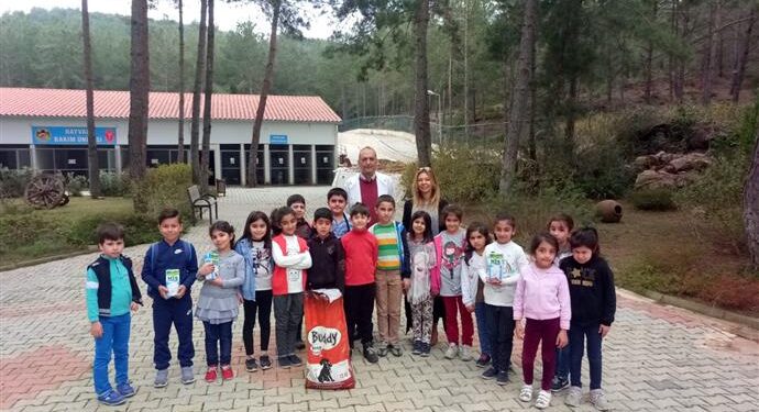 HAYVAN BARINAĞI MİNİK ZİYARETÇİLERİNİ AĞIRLADI