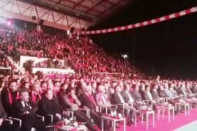 yucel_projelerini_tanitti_