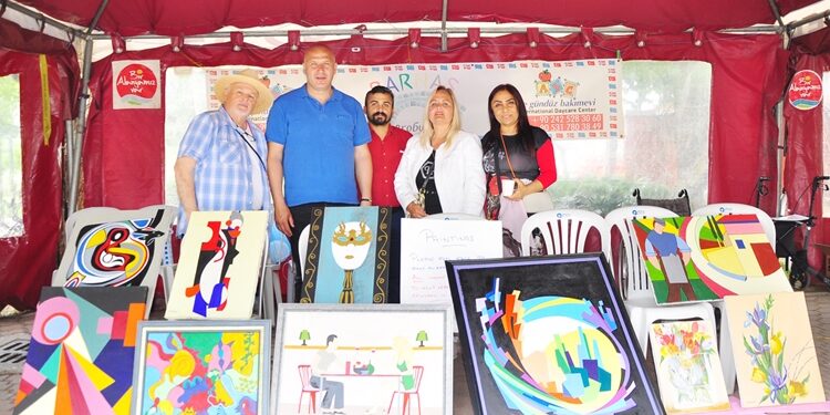 Kimsesiz çocuklar yararına kermes