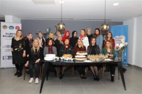 MUTLU PASTA ATÖLYESİ LEZZET SAÇTI