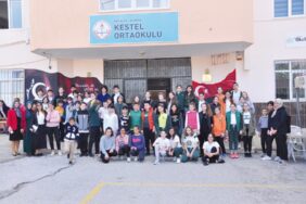 kestel_ortaokulunda_kermes_