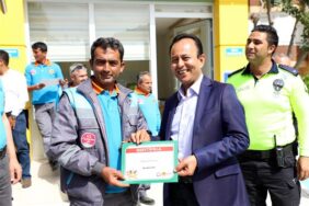 ALANYA BELEDİYE PERSONELİNE TRAFİKTE FARKINDALIK EĞİTİMİ