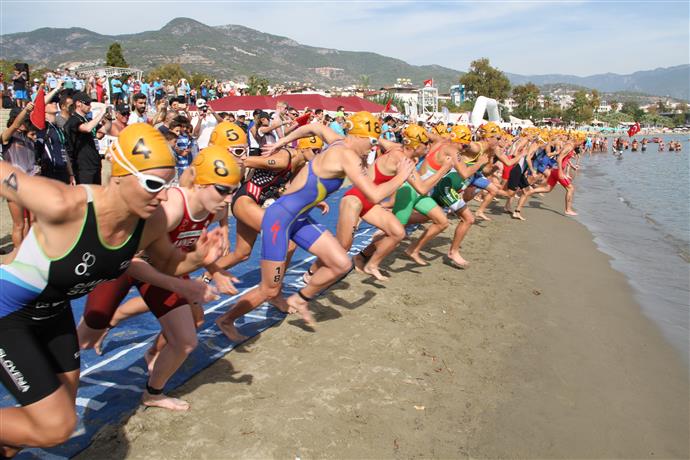 ALANYA’DA TRIATHLON RÜZGÂRI ESECEK