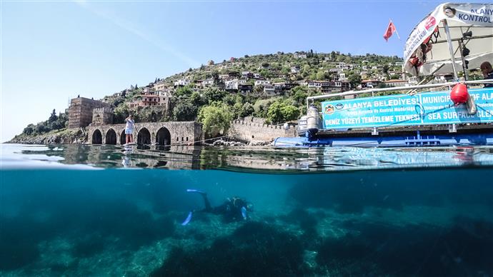ALANYA’DA “DİP TEMİZ TERTEMİZ ETKİNLİĞİ”