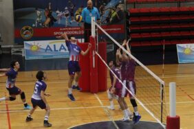 VOLEYBOL GENÇ ERKEKLER GRUP BİRİNCİSİ KONYA PEMA KOLEJİ