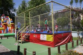 ÇOCUKLAR 23 NİSAN’DA ALANYA BELEDİYESİ İLE GÜLDÜ