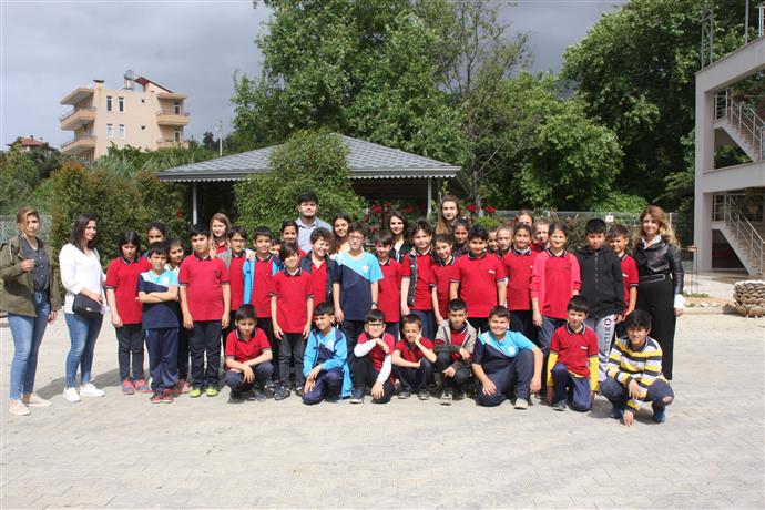 ÖĞRENCİLERDEN ALANYA BELEDİYESİ SERASINA ZİYARET