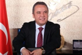 muhittin-bocek-milletin-parasiyla-muhtarlara-tatil-yaptirmam-