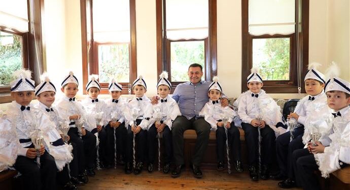 ALANYA BELEDİYESİ 5 YILDA 980 ÇOCUĞU SÜNNET ETTİRDİ