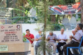 BAŞKAN YÜCEL ŞEHİT MEZARLARINI ZİYARET ETTİ