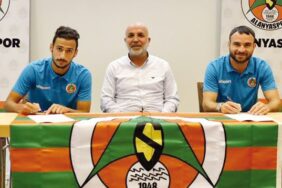alanya_spor_da_cift_te_imza_