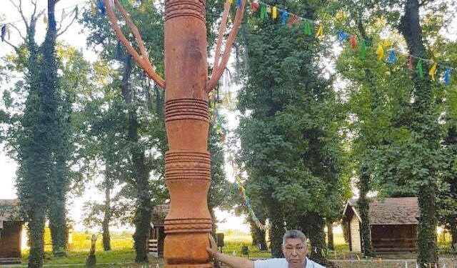 Mahmutlar’a Şaman anıtı