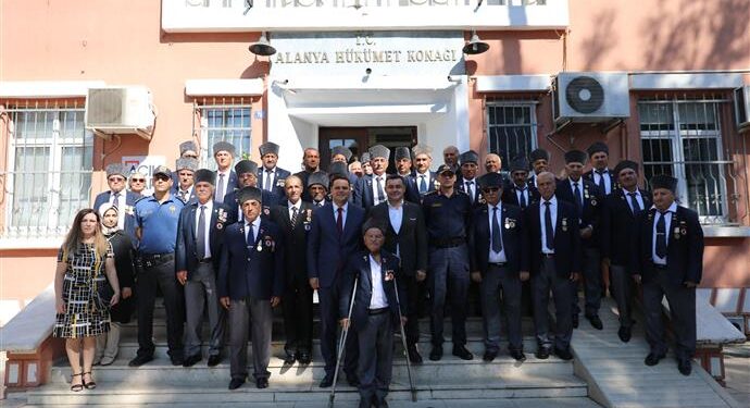 19 EYLÜL GAZİLER GÜNÜ TÖRENLE KUTLANDI