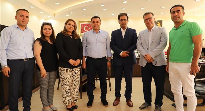 BAŞKAN YÜCEL’İN ÇABALARI MEYVESİNİ VERDİ İRAN’DAN İLK CHARTER SEFER GZP-ALANYA HAVALİMANI’NA İNDİ