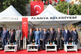 ALANYA’DA CUMHURİYET BAYRAMI BÜYÜK BİR COŞKUYLA KUTLANDI