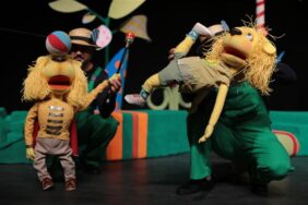 BELEDİYE TİYATROSU TURNEDEN TURNEYE KOŞUYOR