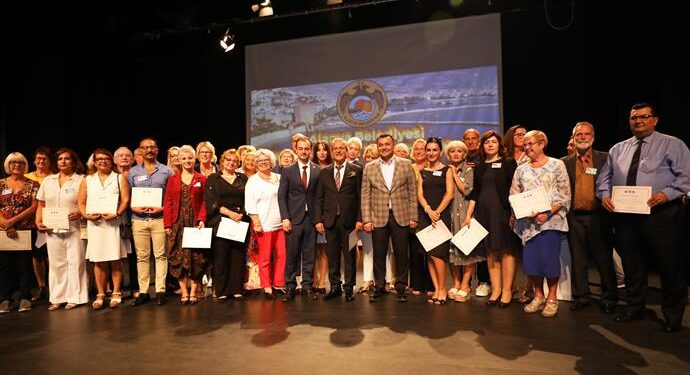 YENİ ALANYALILAR 15. KURULUŞ YILDÖNÜMÜNÜ COŞKUYLA KUTLADI