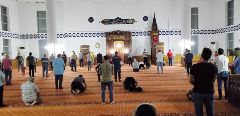 Şehitlere FETİH süresi okundu