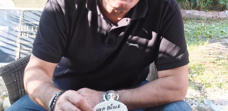 Asba’ya sürpriz kutlama