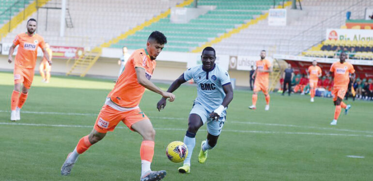 Alanyaspor keyifli 2-1