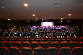 ALANYA BELEDİYE ZABITASI KİŞİSEL GELİŞİM SEMİNERLERİ SONA ERDİ