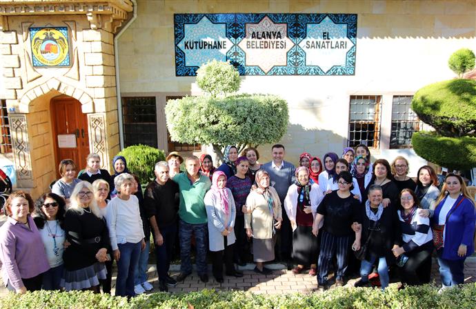 BAŞKAN YÜCEL KURSİYERLERİ ZİYARET ETTİ