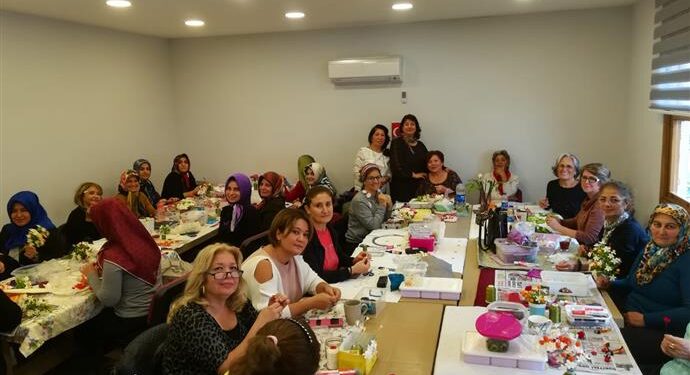 EL SANATLARI KURSLARI 31 DALDA 1326 KURSİYER İLE DEVAM EDİYOR