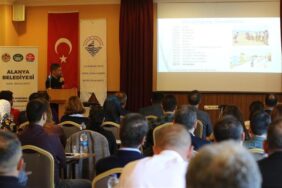 MAVİ BAYRAKLI TESİSLER SEZON SONU DEĞERLENDİRME TOPLANTISINDA BULUŞTU