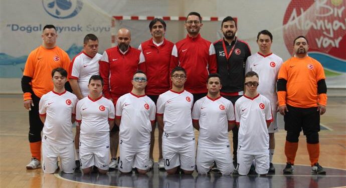 Down Sendromlular Milli Takımı, Alanya’da kampta