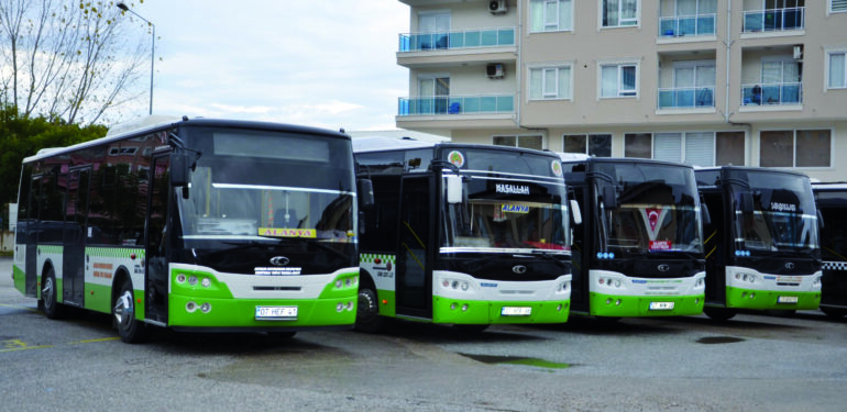 Otobüsler birleşti..