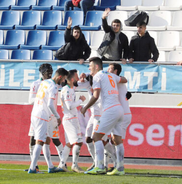 alanyaspor_mac_geliri_depremzedelere_