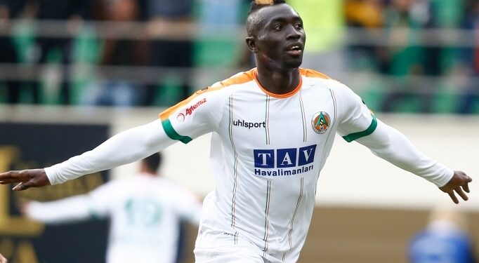 Papiss Cisse gidiyor mu?
