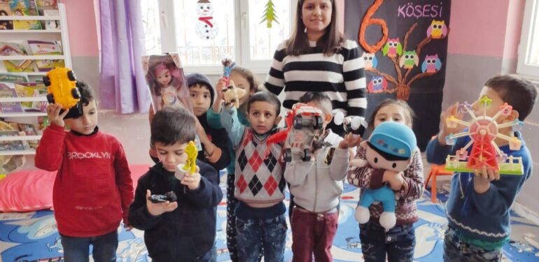 Sevinçleri sevincimiz oldu