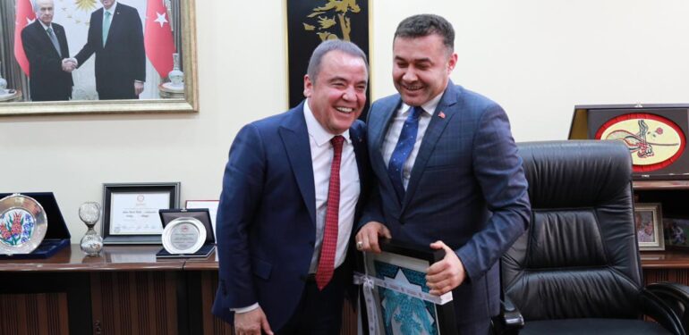 Böcek: “Alanyaspor tesislerini yapacağız”