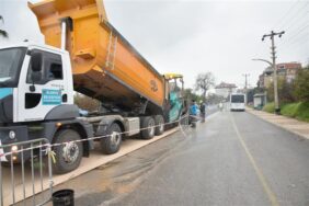 ALANYA BELEDİYESİNDEN DEFORME OLAN YOLLARDA HIZLI ASFALT