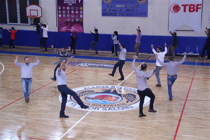 ALANYA VE EGE YÖRESİ ZEYBEK KURSLARI BAŞLIYOR