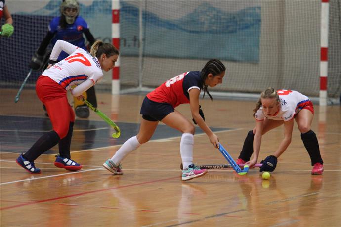 KADINLAR HOKEY SALON SÜPER LİG 2. ETAP MÜSABAKALARI BAŞLADI