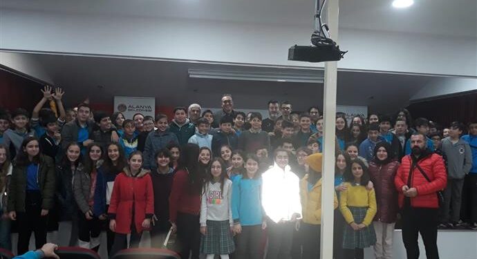 OKULLARDA İNSAN-HAYVAN SEMİNERLERİ DEVAM EDİYOR