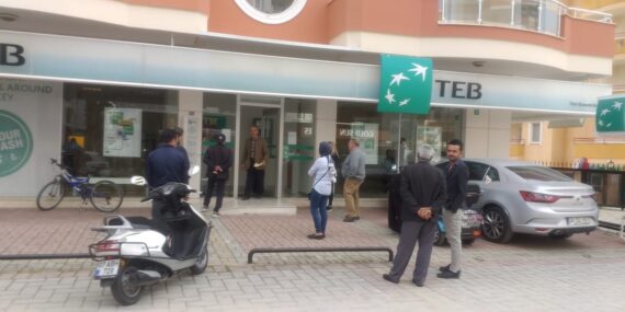 Mahmutlar’da bazı bankalarda virüs önlemi!