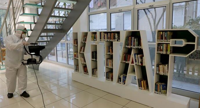 ALANYA BELEDİYESİ ORTAK KULLANIM ALANLARINI DEZENFEKTE EDİYOR