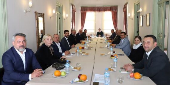 Başkan Yücel oda başkanları ile bir araya geldi