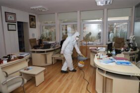 KORONAVİRÜS’E KARŞI DEZENFEKTASYON İŞLEMLERİ SÜRÜYOR