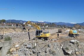 PAYALLAR-KONAKLI SAHİL BANDI PROJESİ’NDE ÇALIŞMALAR SÜRÜYOR