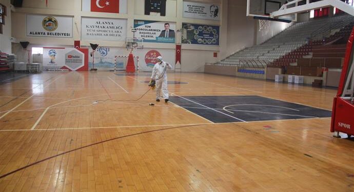 Spor tesisleri dezenfekte edildi
