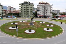 TELEKOM KAVŞAĞI’NA SELÇUKLU YILDIZLI DÜZENLEME