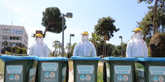 ALANYA BELEDİYESİ’NDEN ATIK MASKE VE ELDİVENE ÖNLEM
