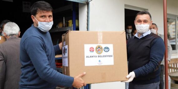 ALANYA BELEDİYESİ’NDEN KIRSAL MAHALLELERE 50 BİN MASKE