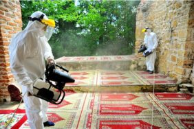 ALANYA BELEDİYESİ İBADET ALANLARINI DEZENFEKTE ETTİ