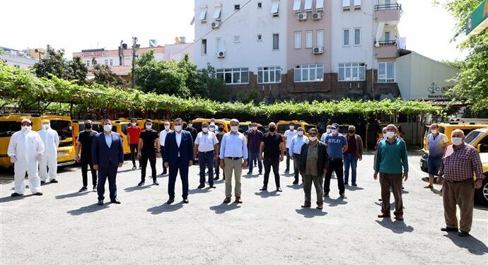 TAKSİ VE TAKSİ DURAKLARI DEZENFEKTE EDİLDİ